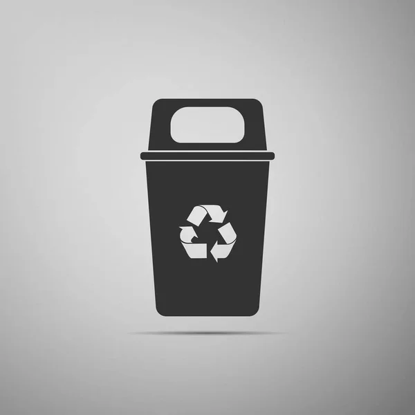 Papelera de reciclaje icono plano sobre fondo gris. Ilustración vectorial — Vector de stock