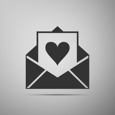 Gri arka plan üzerinde izole Sevgililer kalp simgesi olan zarf. Mektubu aşk ve romantizm. Sevgililer günün kutlu olsun. Kartpostallar, tebrik ve davetler için. Düz tasarım. Vektör çizim