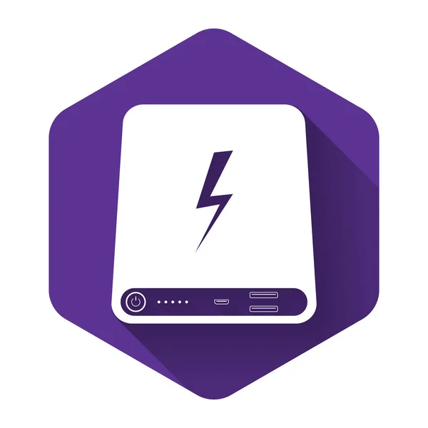 White Power bank icon isolated with long shadow. Portable charging device. Purple hexagon button. Vector Illustration — ストックベクタ