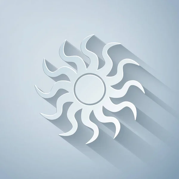 Papel cortado icono del sol aislado sobre fondo gris. Estilo de arte de papel. Ilustración vectorial — Vector de stock
