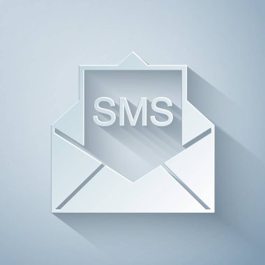 Kağıt kesme Zarf simgesi gri arka planda yalıtılmış. Alınan ileti kavramı. Yeni, e-posta gelen mesaj, sms. Posta teslimat hizmeti. Kağıt sanat tarzı. Vektör İllüstrasyonu