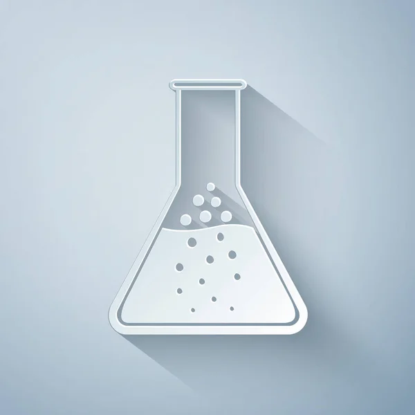 Pappers skär provrör och kolv-kemisk laboratorie test ikon isolerad på grå bakgrund. Papperskonst stil. Vektor illustration — Stock vektor
