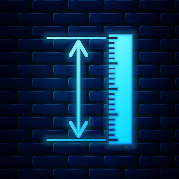 Leuchtenden Neon die Messung Höhe und Länge Symbol isoliert auf Ziegelwand Hintergrund. Lineal, geradlinig, Maßstabssymbol. Geometrische Instrumente. Vektorillustration — Stockvektor