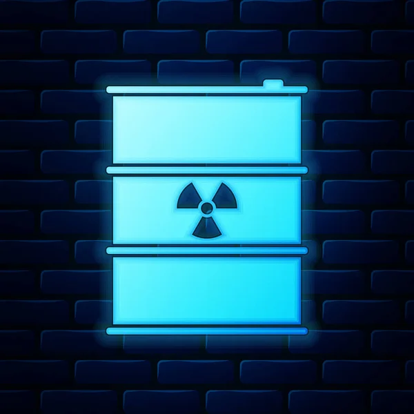 Светящиеся неоновые радиоактивные отходы в иконке бочки изолированы на фоне кирпичной стены. Выбросы радиоактивных отходов, загрязнение окружающей среды, опасность экологической катастрофы. Векторная миграция — стоковый вектор