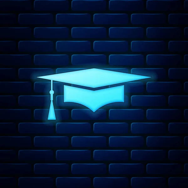 Świecącą neon Graduation cap ikona na białym tle na tle ściany cegła. Podziałka Czapka z pomponem ikona. Ilustracja wektorowa — Wektor stockowy