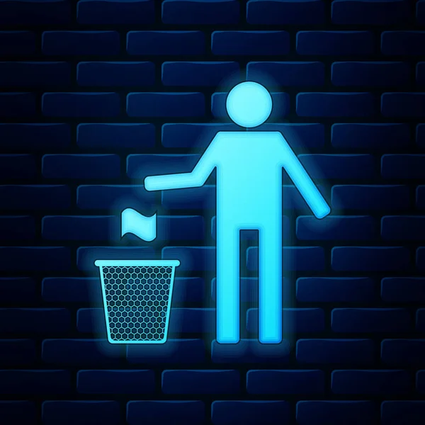Lumineux néon Homme jetant des ordures dans l'icône poubelle isolée sur fond de mur de briques. Recycler le symbole. La poubelle peut signer. Illustration vectorielle — Image vectorielle