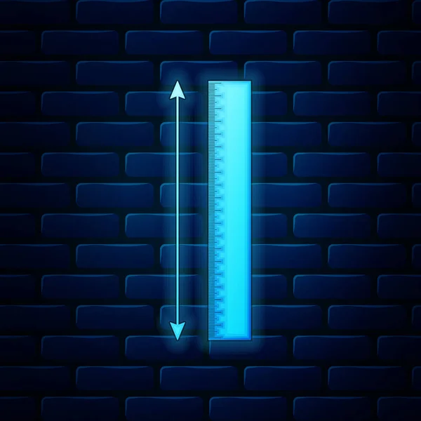 Glödande Neon den mättande höjd och längd ikonen isolera på tegel mur bakgrunden. Linjal, räta ut, skala symbol. Vektor illustration — Stock vektor