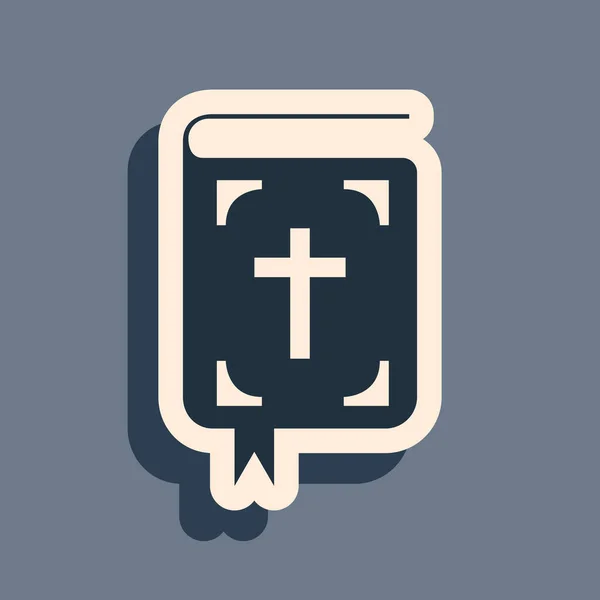 Schwarzes Bibelbuch-Symbol isoliert auf grauem Hintergrund. Bibelbuchzeichen. Langer Schatten. Vektorillustration — Stockvektor