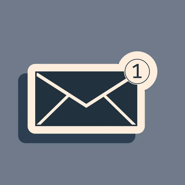 Zwarte envelop pictogram geïsoleerd op grijze achtergrond. Ontvangen bericht concept. Nieuw, e-mail inkomend bericht, sms. Postbezorging. Lange schaduw stijl. Vector Illustratie — Stockvector