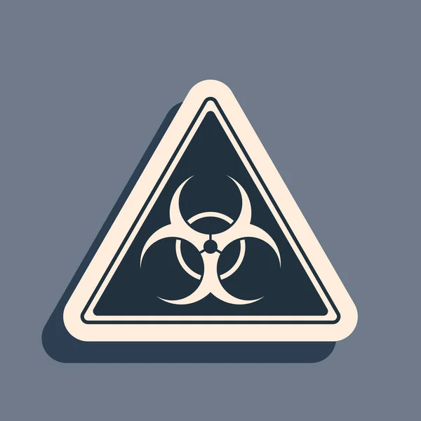 Panneau triangle noir avec icône du symbole Biohazard isolé sur fond gris. Style ombre longue. Illustration vectorielle — Image vectorielle