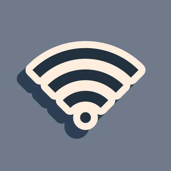 Schwarzes Symbol des drahtlosen Internet-Netzwerks Wi-Fi isoliert auf grauem Hintergrund. Langer Schatten. Vektorillustration — Stockvektor