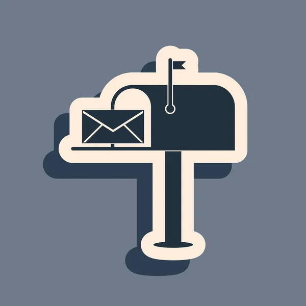 Black Open brevlåda med ett kuvert ikon isolerad på grå bakgrund. Lång skuggstil. Vektor Illustration — Stock vektor