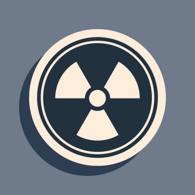 Gri arkaplanda siyah radyoaktif simge izole edildi. Radyoaktif zehirli sembol. Radyasyon tehlikesi işareti. Uzun gölge tarzı. Vektör İllüstrasyonu