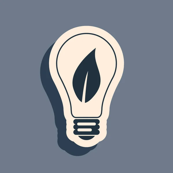 Schwarze Glühbirne Mit Blattsymbol Auf Grauem Hintergrund Ökoenergiekonzept Langer Schatten — Stockvektor