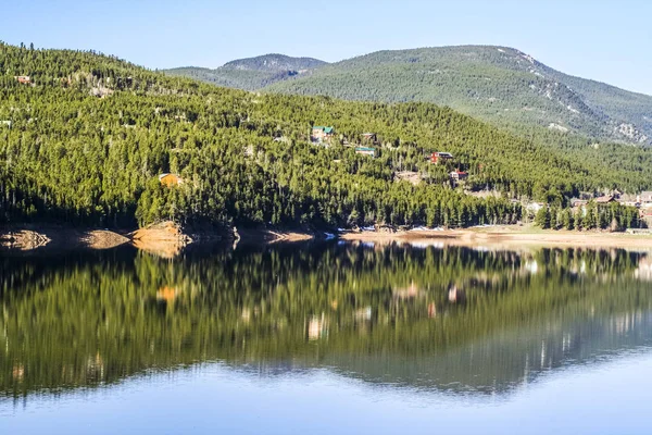 Montaña lago paisaje — Foto de Stock