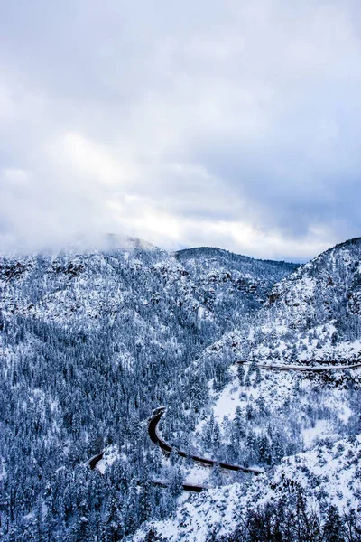 Karlı kış manzarası