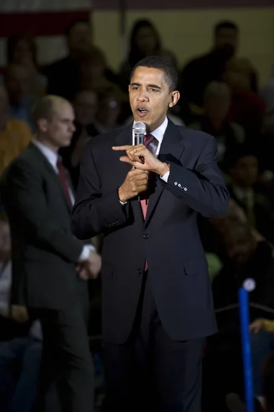 Barack Obama hablando — Foto de Stock