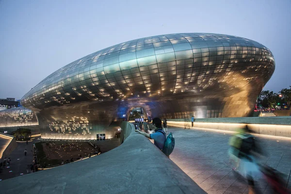 Dongdaemun tasarım plaza