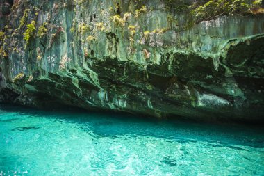 Phi Phi Island, Tayland at Rock kayalıklarla