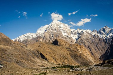 Karakurum sıradağlarının
