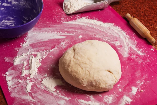 Cocinar Cocina Del Plato Nacional Ucraniano Utilizando Masa Harina Blanca — Foto de Stock