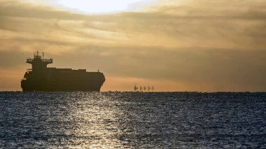 Baltık Denizi mistik günbatımı