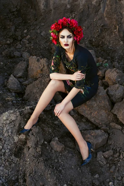 Sexy Young Beautiful Woman Posing Wreath — Stock Photo, Image