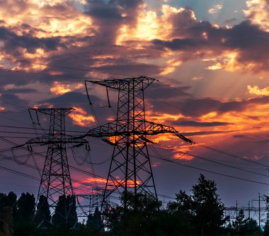 yüksek gerilim sonrası yüksek gerilim kule gökyüzü arka plan