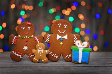 Noel ev gingerbread çerezleri tablo