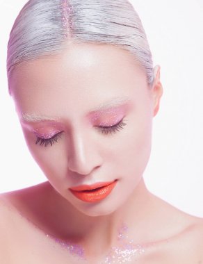 muhteşem bir genç kadın