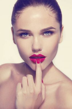 Güzel genç model pembe dudaklar