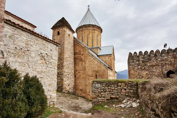 Fortaleza de Ananuri en el georgiano — Foto de Stock