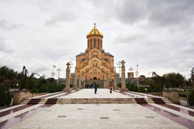 Tiflis 'in Kutsal Üçlü Katedrali
