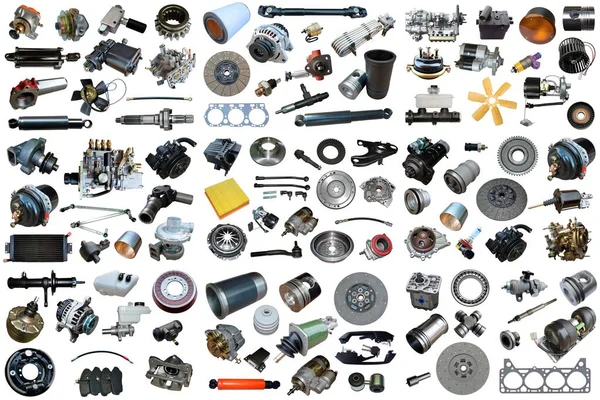 Beyaz arka planda yedek parça arabası var. Mağaza veya sonraki pazar için pek çok izole öge ile ayarla