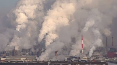 Hava kirliliği emisyonları büyük fabrika dumanının