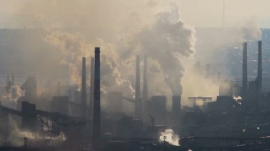 Duman emisyonu Metalurji bitki tarafından atmosfer kirliliğinin.