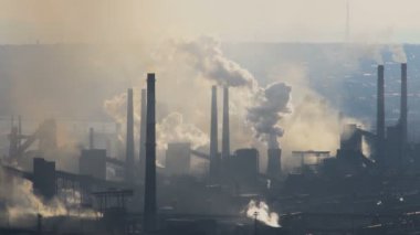 Duman emisyonu Metalurji bitki tarafından atmosfer kirliliğinin.