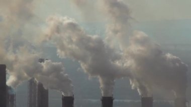 Metalurji Sanayi endüstriyel bir kuruluş tarafından atmosfer kirliliğinin.