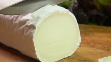 Gri küf lezzetli keçi peyniri