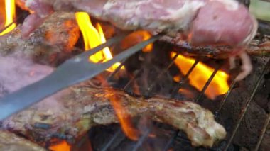 Parça kuzu biftek ızgara saygısız