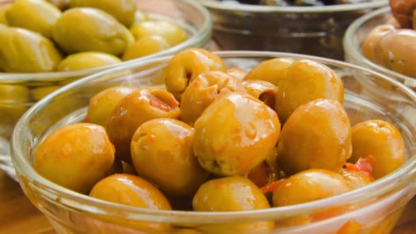 Olive ripiene di paprika — Video Stock