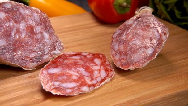 Saucisses séchées non cuites — Video