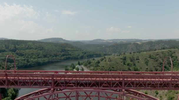 Aerial shot of the Viaduc de Garabit — Stock Video
