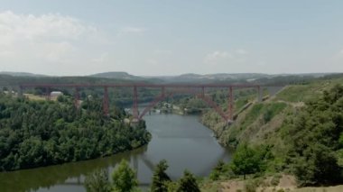  Viaduc de Garabit 'in Fransa' daki hava görüntüleri.