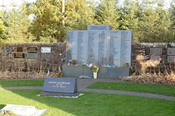 Lockerbie Bahçe anma