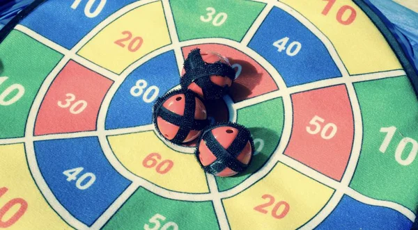 Pelota de niños juego — Foto de Stock