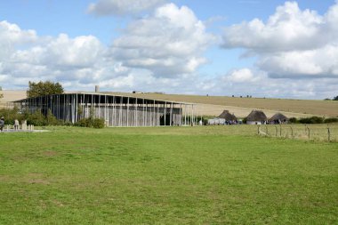 Stonehenge, İngiltere - 22 Eylül 2017: Stonehenge Ziyaretçi Merkezi, Stonehenge dünya mirası, Wiltshire, İngiltere, Birleşik Krallık