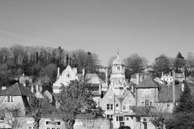 Bradford On Avon, İngiltere - 17 Şubat 2017: Görünüm pitoresk Wiltshire kasaba Bradford on Avon popüler bir turizm, Bradford on Avon, Wiltshire, İngiltere 