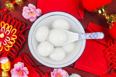 Çince Lantern Festivali gıda, ang pow veya kırmızı paket ve altın ing