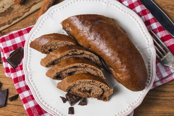 Вкусный домашний шоколадный буханка хлеба — стоковое фото